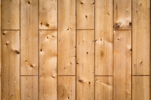 Uso di struttura di legno per fondo