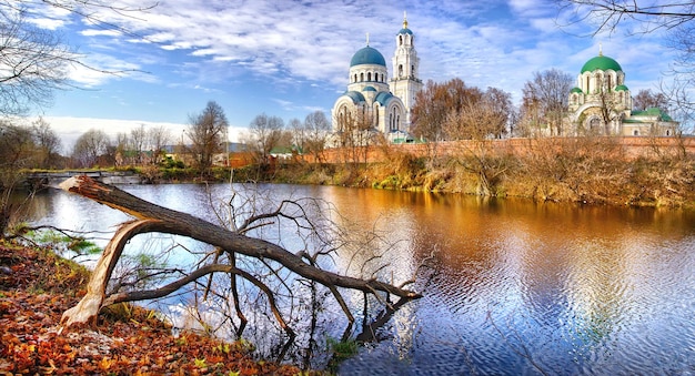 Uspenskaya Tikhonova diserta il villaggio di loro Leo Tolstoy Kaluga region