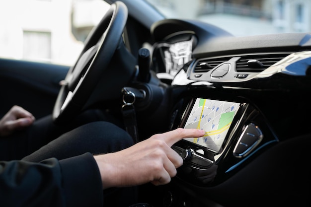 Utilizzo della navigazione GPS per auto