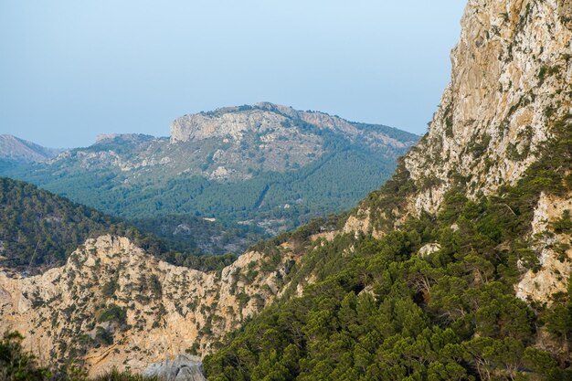 Vacanze escursionistiche Maiorca Spagna Bella foto con il paesaggio delle montagne della Serra de Tramuntana