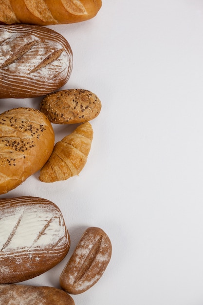 Varie pagnotte di pane