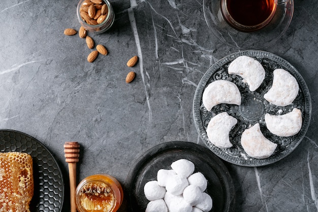 Varietà di biscotti tradizionali dolci greci