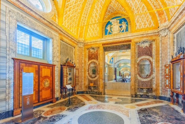 VATICANO VATICANO 09 MAGGIO 2017 All'interno dei Musei Vaticani uno dei più grandi musei del mondo Gallerie Vaticane affreschi Italia