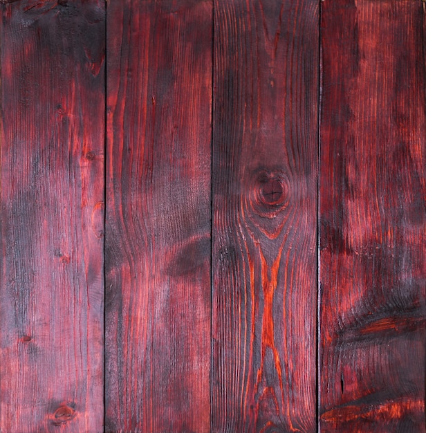 Vecchi pannelli in sequoia con crepe e graffi