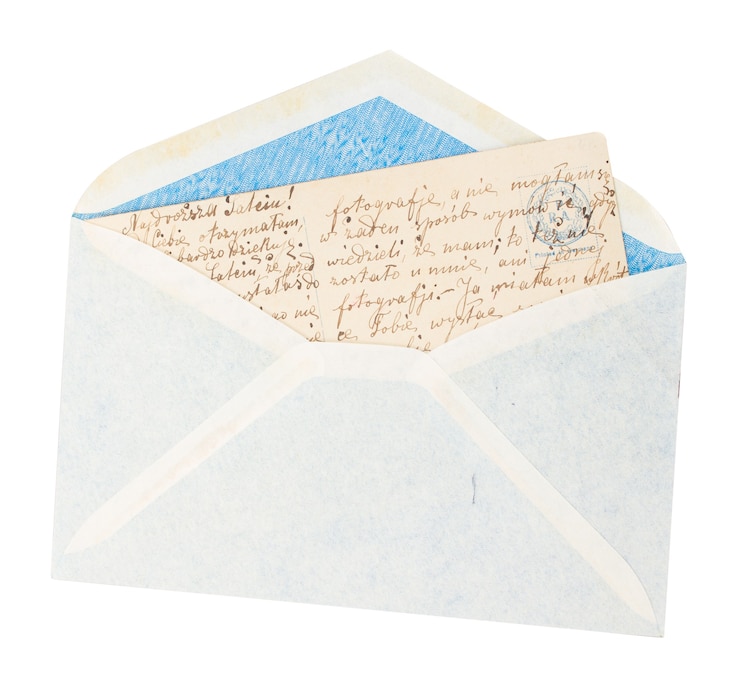 Foto vecchia busta con lettera isolata