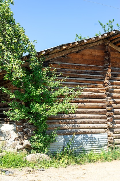 Vecchia casa in legno a Savsat, provincia di Artvin, Turchia