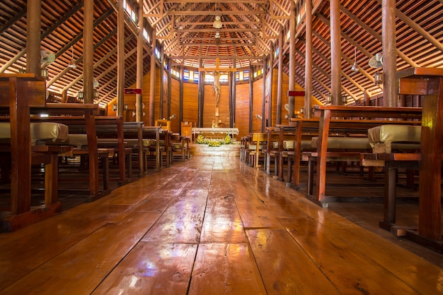 Vecchia chiesa di legno