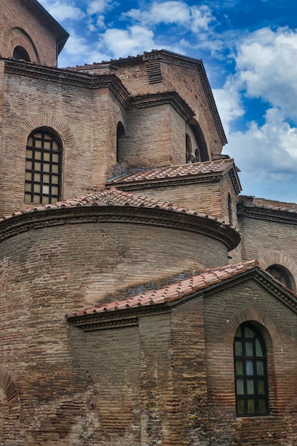 Vecchia costruzione storica della basilica San Vitale a Ravenna, Italia