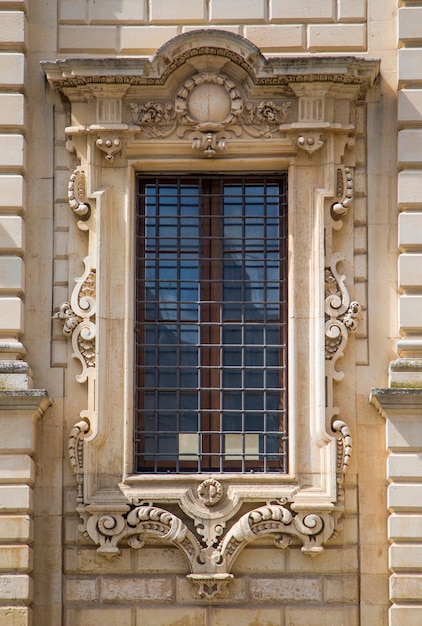 Vecchia finestra da Bari, Italia