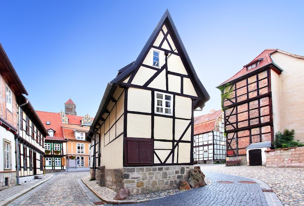 Vecchia strada a Quedlinburg in Germania