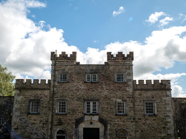 Vecchia torre del castello celtico Cork City prigione in Irlanda Fortezza cittadella sfondo