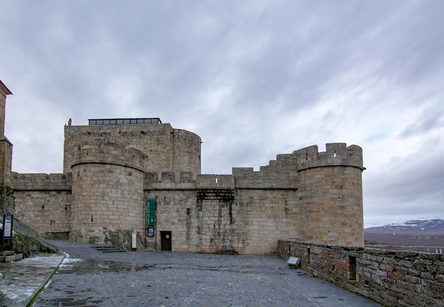 Vecchio castello di Puebla de Sanabria Spagna