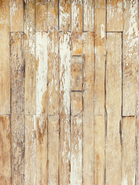 Vecchio legno e fondo e struttura della pittura bianca con lo spazio della copia