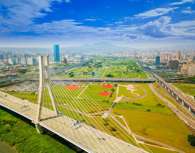 Veduta aerea bellissima autostrada