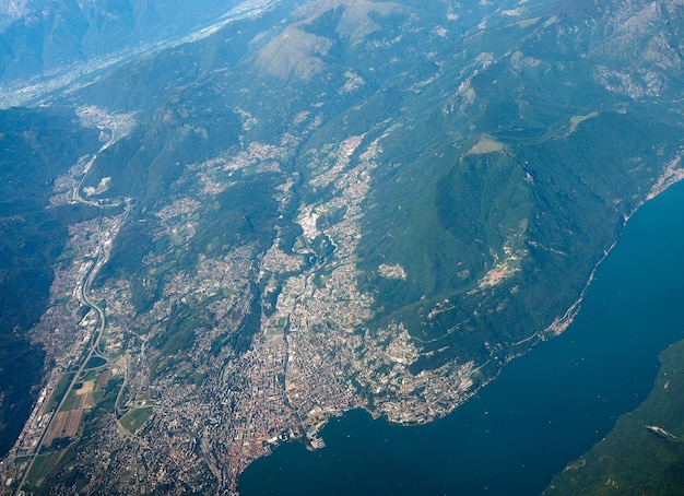 Veduta aerea del Lago di Lugano