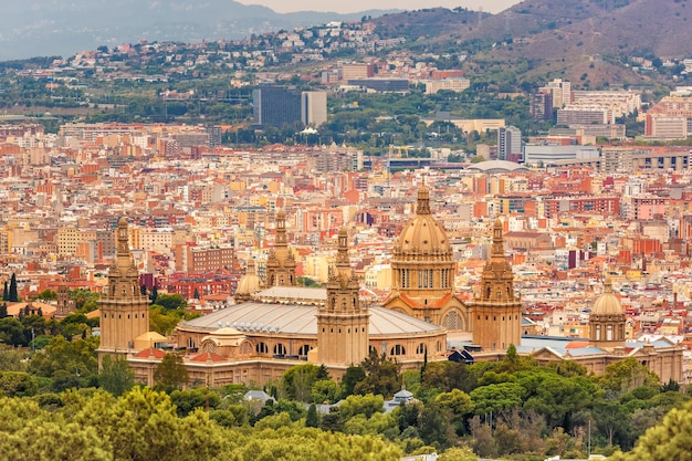 Veduta aerea del Museo Nazionale d'Arte di Barcellona dalla collina Montjuic Catalogna Spagna