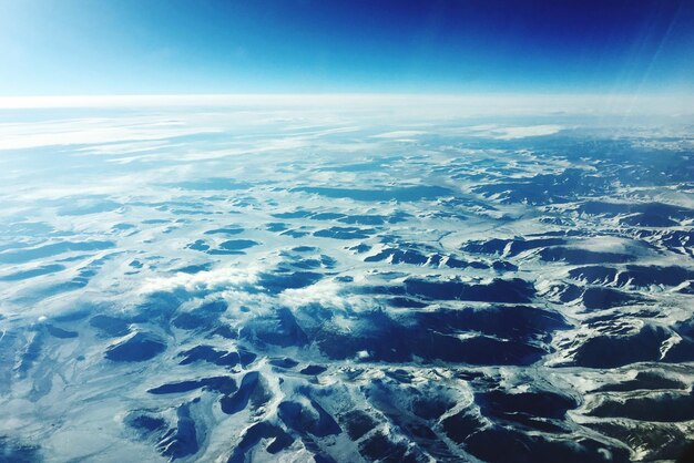 Veduta aerea del paesaggio contro il cielo