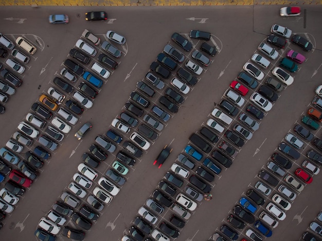 Veduta aerea del parcheggio dell'automobile