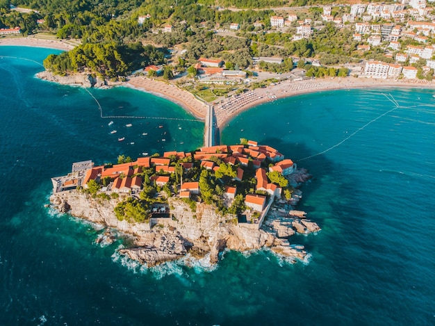 Veduta aerea dell'isola di sveti stefan