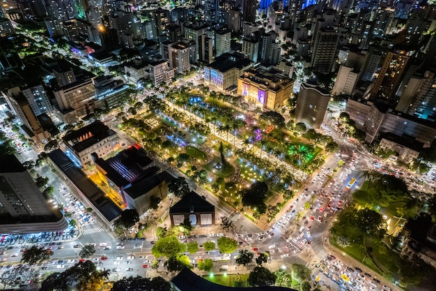 Veduta aerea della città di Belo Horizonte di notte Minas Gerais Brasile