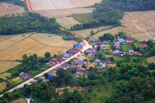 Veduta aerea della valle di Vang Vieng