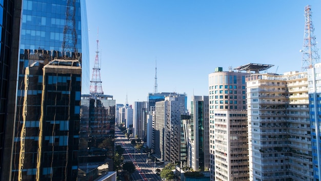 Veduta aerea di Av Paulista a Sao Paulo SP Main avenue della capitale domenica giorno senza auto con persone che camminano per strada