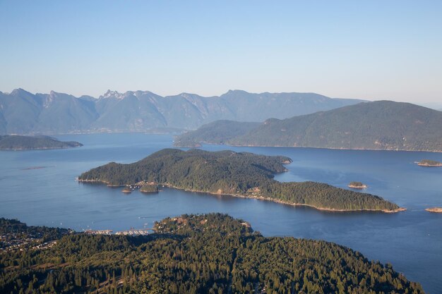 Veduta aerea di Gibsons Keats Island e Howe Sound