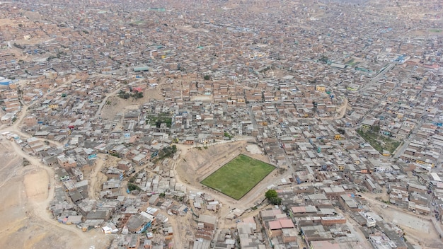 Veduta aerea di San Juan de Miraflores a Lima in Perù