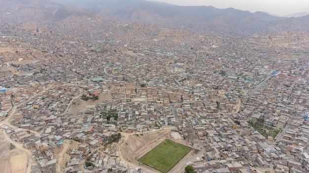 Veduta aerea di San Juan de Miraflores a Lima in Perù