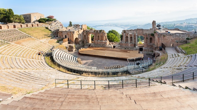 Veduta dall'alto dell'antico Teatro Greco di Taormina