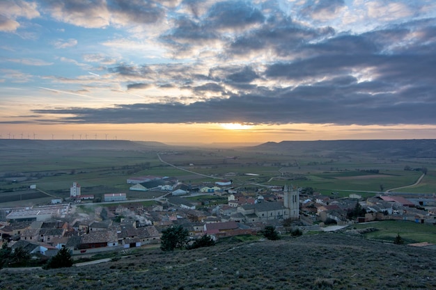 Veduta del villaggio di Castrojeriz dal castello di Burgos