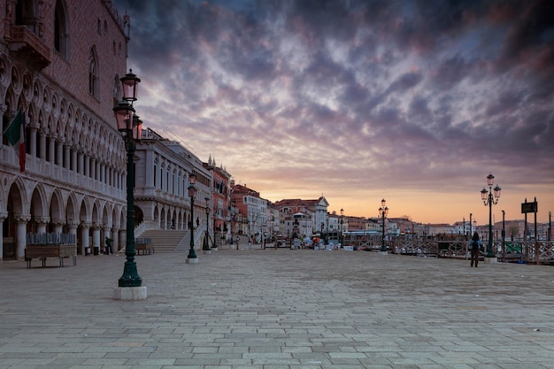 Veduta della Basilica di San Marco e Piazza San Marco a Venezia,