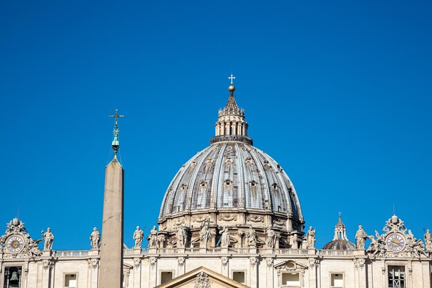 Veduta della basilica di San Pietro a Roma, Italia