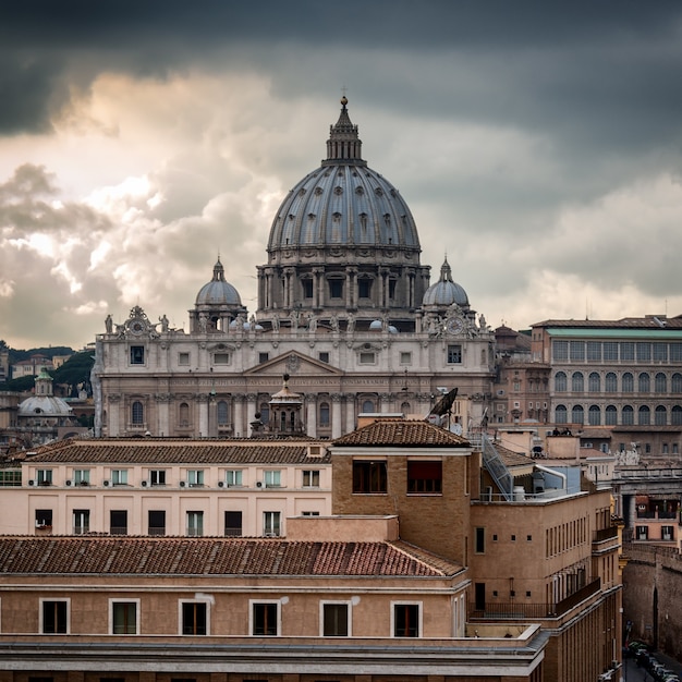 Veduta della cupola della Cattedrale di San Pietro a Roma