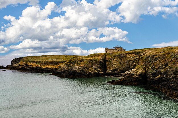 Vedute della spiaggia e dell'eremo di Santa Comba a El Ferrol, Galizia, A Corua.