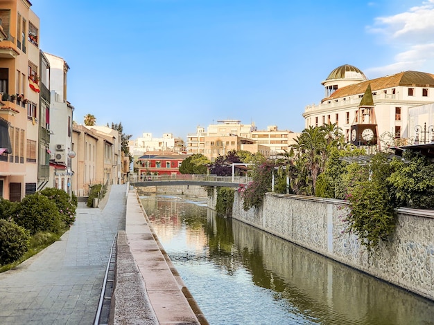 Vega Baja del Segura Orihuela Junto al Ro Segura a su paso por Orihuela Paisaje entre puentes