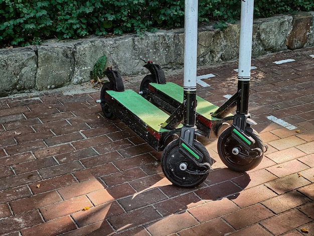 Veicolo scooter elettrico a noleggio ecologico