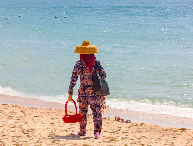 Venditore in spiaggia in Cina.