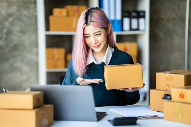 Venditore online di lavoro casa di lavoro freelance