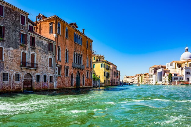 Venezia è un posto bellissimo sulla terra.