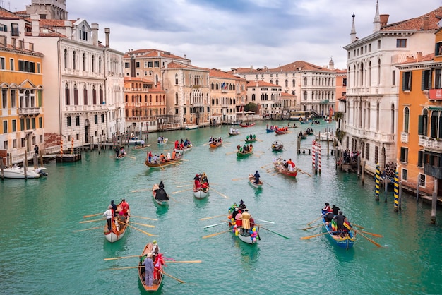 Venezia Italia Canal Grande Apertura del carnevale di Venezia con la parata dell'acqua della barca della gondola