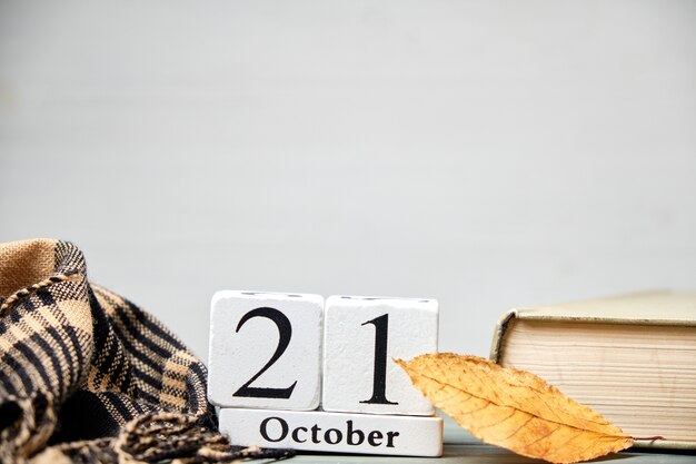 Ventunesimo giorno del mese di autunno del calendario ottobre con lo spazio della copia