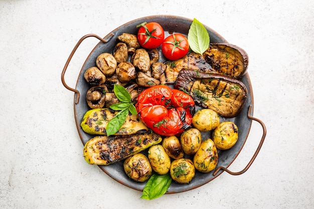 Verdure e funghi grigliati