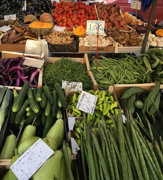 Verdure verdi e altro ancora