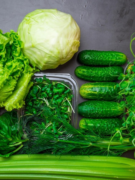 Verdure verdi fresche Dieta disintossicante o concetto di cibo sano