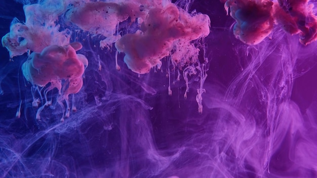 Vernice goccia d'acqua colore nuvola di fumo fantasia foschia neon viola rosa blu flusso di vapore incandescente su luminoso