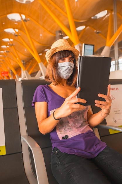 Viaggiare in aereo durante la pandemia di coronavirus Viaggiare in sicurezza