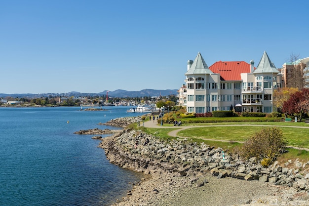 Victoria BC Canada 14 aprile 2021 Victoria Inner Harbor splendido scenario Songhees Point Park