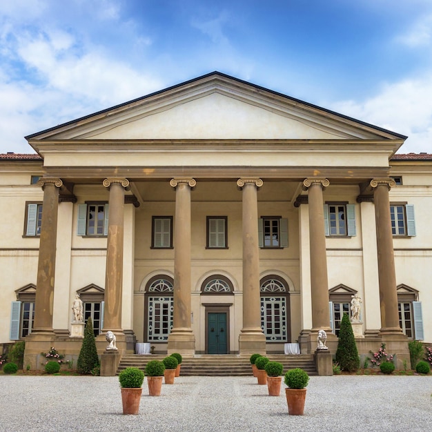 Villa italiana in stile neoclassico