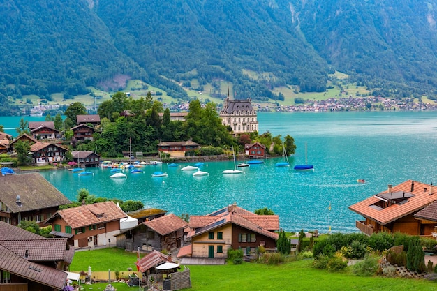 Villaggio svizzero Iseltwald, Svizzera